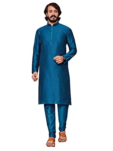 Col en soie Banarasi sur ce Kurta uni pour homme au style Sherwani
