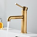 robinets anciens lavabo Sortie d'eau rotative à 360° : Mitigeur Salle de Bain Retro peut ajuster de manière flexible la direction de sortie d'eau pour s'adapter à différents scénarios de lavage ; la sortie d'eau est équipée d'un barboteur pour mélanger complètement le débit d'eau et l'air, et la sortie d'eau est douce et n'éclabousse pas. La sortie d'eau est amovible pour le nettoyage.