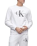 Rundhalsausschnitt und lange Ärmel