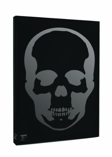 Skull Style: Skulls in Contemporary Art and Design, Metallic Black Cover Skull Style: Skulls in Contemporary Art and Design, Metallic Black Cover