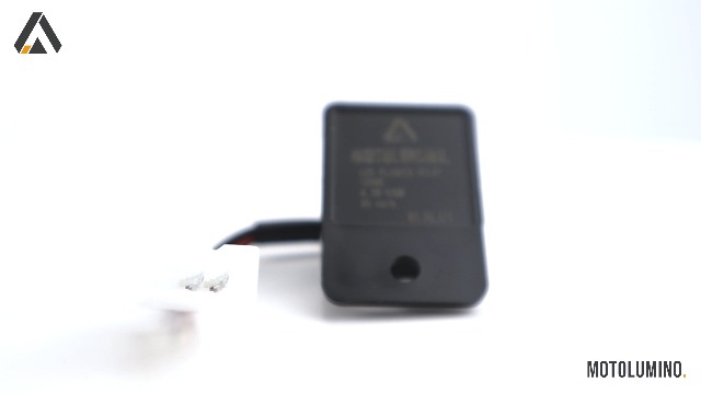 Aharon Motolumino Universal 12V LED/Halogen Flasher for Multiple