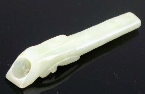Chinese Simulated Quartz Stone Cigarette Holder (Light Green)