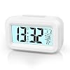 Vicloon Digital Wecker Nachttisch,LCD Display Tischuhr mit Snooze,12/24 Stunden,Datum,Temperaturanzeige,Timer-Funktion,Batteriebetrieben für Schlafzimmer Home Office Reisen(Weiß)
