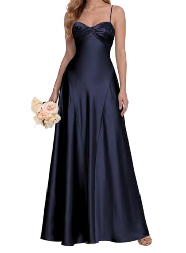 Robe grande taille 56 plissée en satin bleu marine pour silhouette sublimée