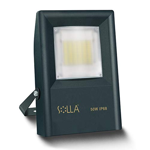 SOLLA Professionale 4KV Überspannungsschutz Außen-Flutlicht 50W, 4500LM 5000K Tageslicht Weiß, IP68 Wasserdichter LED- Scheinwerfer für Hinterhof, Garten, Garage, Lager, Dach