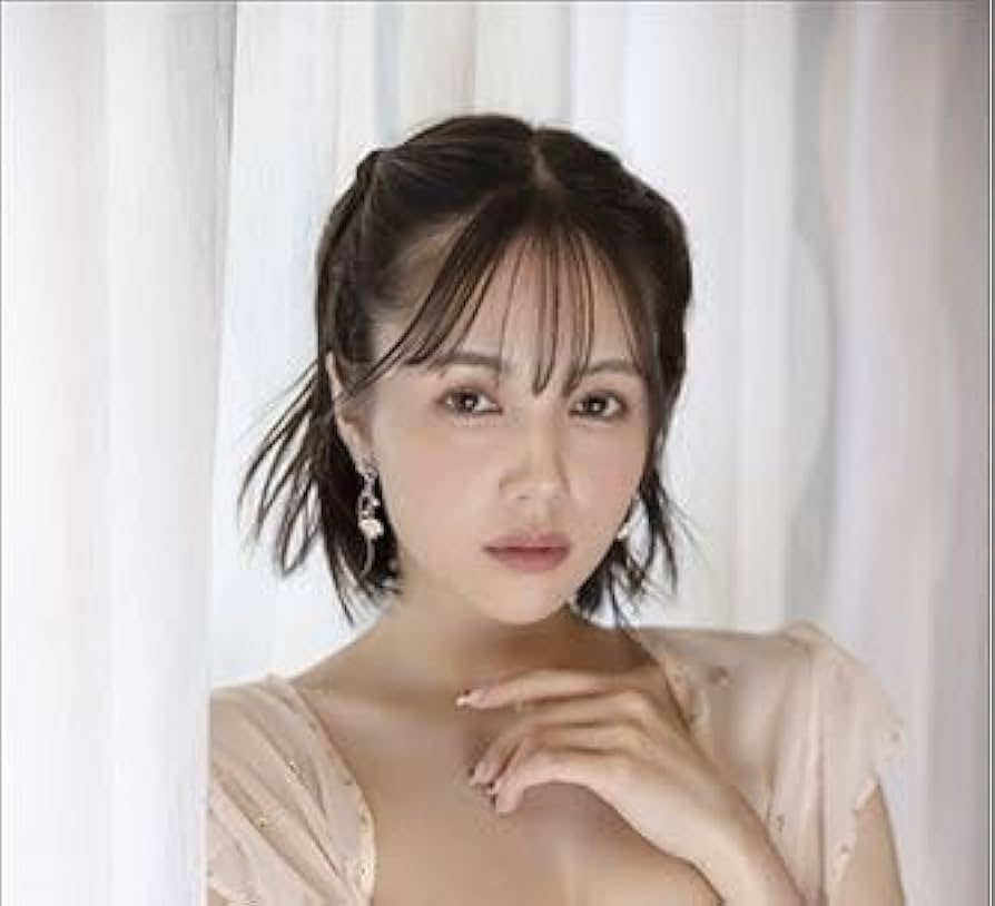 涼森れむ 壁掛け、卓上カレンダー 2023～2025年３年分 涼森れむ壁掛けカレンダー 2023～2025年3年分 涼森れむ2025年