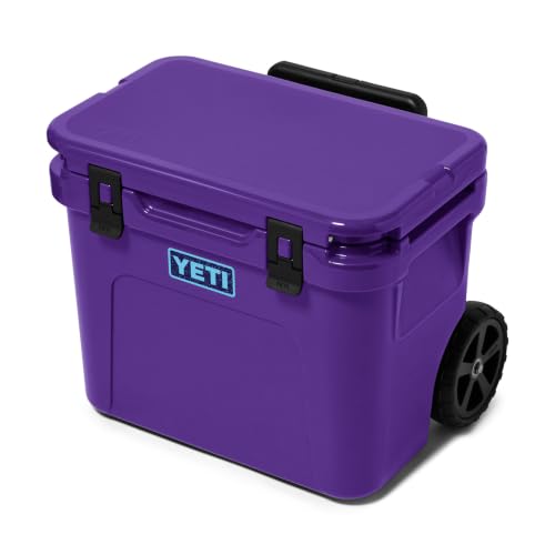 Image of YETI Roadie 32 Wheeled Cooler