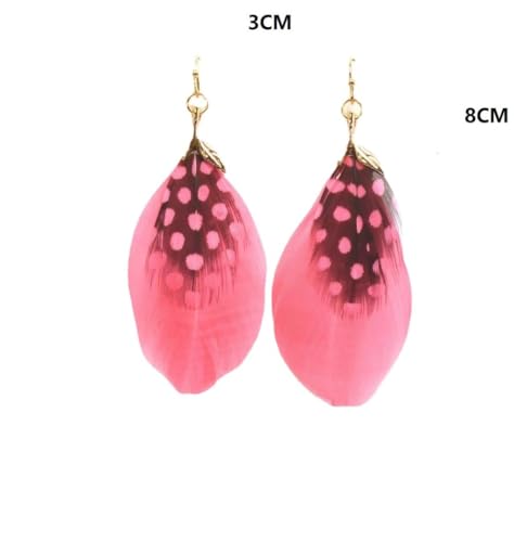 Boucles d'oreille bohème légères avec plume longue et pendant géométrique rétro