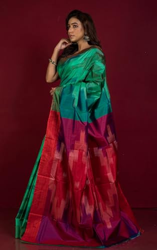 Bengal looms India Weaves of Elegance green pochampally silk saree – image 3
