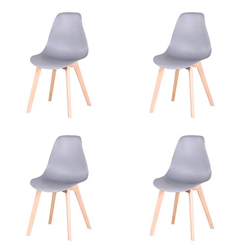 Herbalady Un set di quattro semplici sedie da