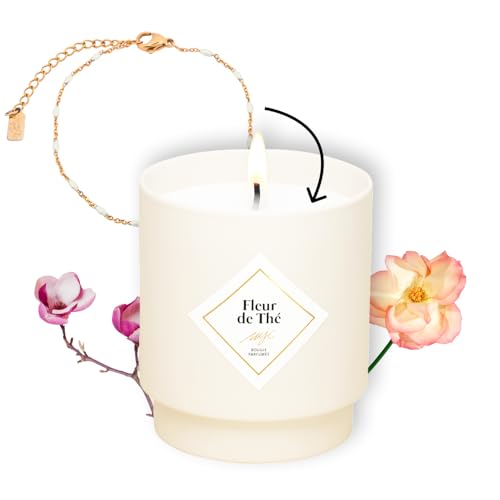 MY JOLIE CANDLE - Bougie Bijou Parfumée Fleur de Thé - Bracelet doré en acier inoxydable avec perles crèmes - Cadeau parfait pour Noël et anniversaire - Cire à base végétale - Made in France