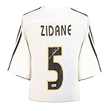 Exclusive Memorabilia hat Autogrammstunden direkt mit den weltgrößten Prominenten und Sportlern organisiert, darunter Neymar Jr, Pelé, Kevin Keegan, Luka Modric, Harrison Ford und Anthony Joshua.
