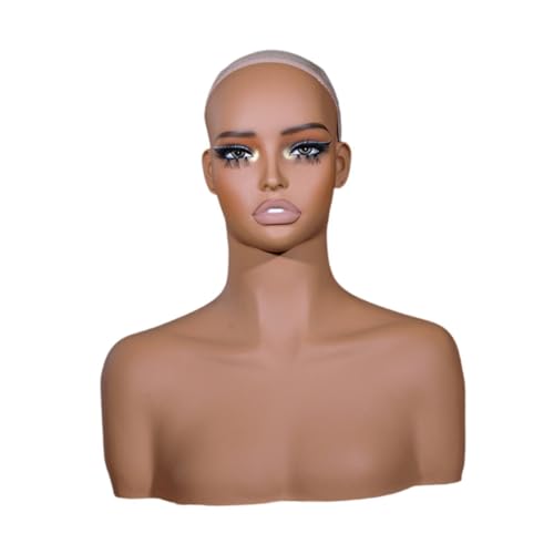 Cabeza de maniquí femenina realista que realza el diseño de sus pelucas y collares