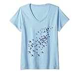 Silueta de un rebaño de pájaros voladores, un estampado para los amantes de la naturaleza. Diseño moderno con un enjamado de golondrinas para observadores de aves, amantes de los pájaros, personas que aman la observación de aves, cualquier persona que ama la naturaleza, al aire libre, pájaros, camping. Diseño casual, versátil y perenne.