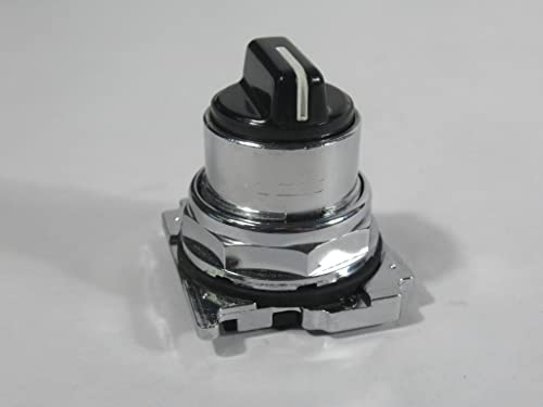 Cutler Hammer 10250T1342 3 Position Selector Switch Spring Return to Center