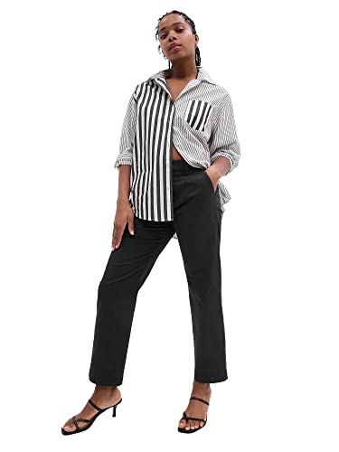 GAP Women's Girlfriend Khaki