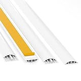 El perfil delgado y semicircular de la canaleta para cables Cilson se puede colocar de forma óptima en los listones del suelo y gracias a su superficie que se puede pintar se adapta a cualquier color de pared.