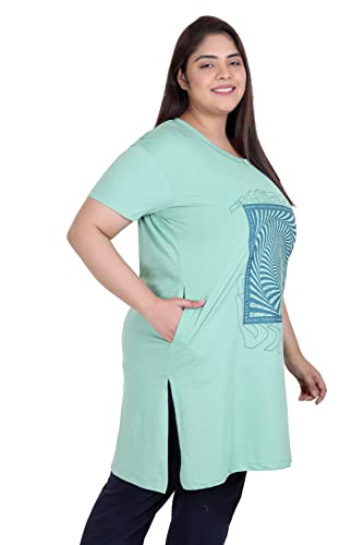 Image of In Love Women's Plus Size Cotton Long-line Chest Print T-Shirt with Pocket