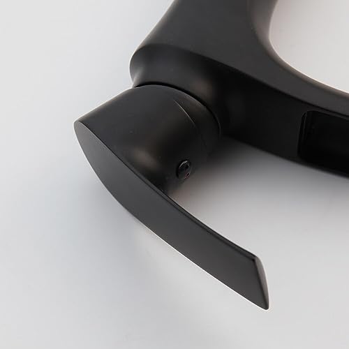 Robinet chromé cascade à jet sculpté pour lavabo de salle de bain