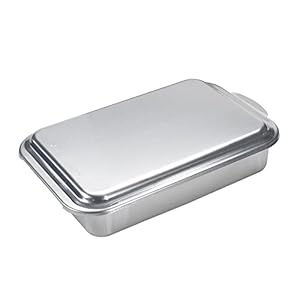 Nordic Ware Classic Metal 9×13 Covered Cake Pan