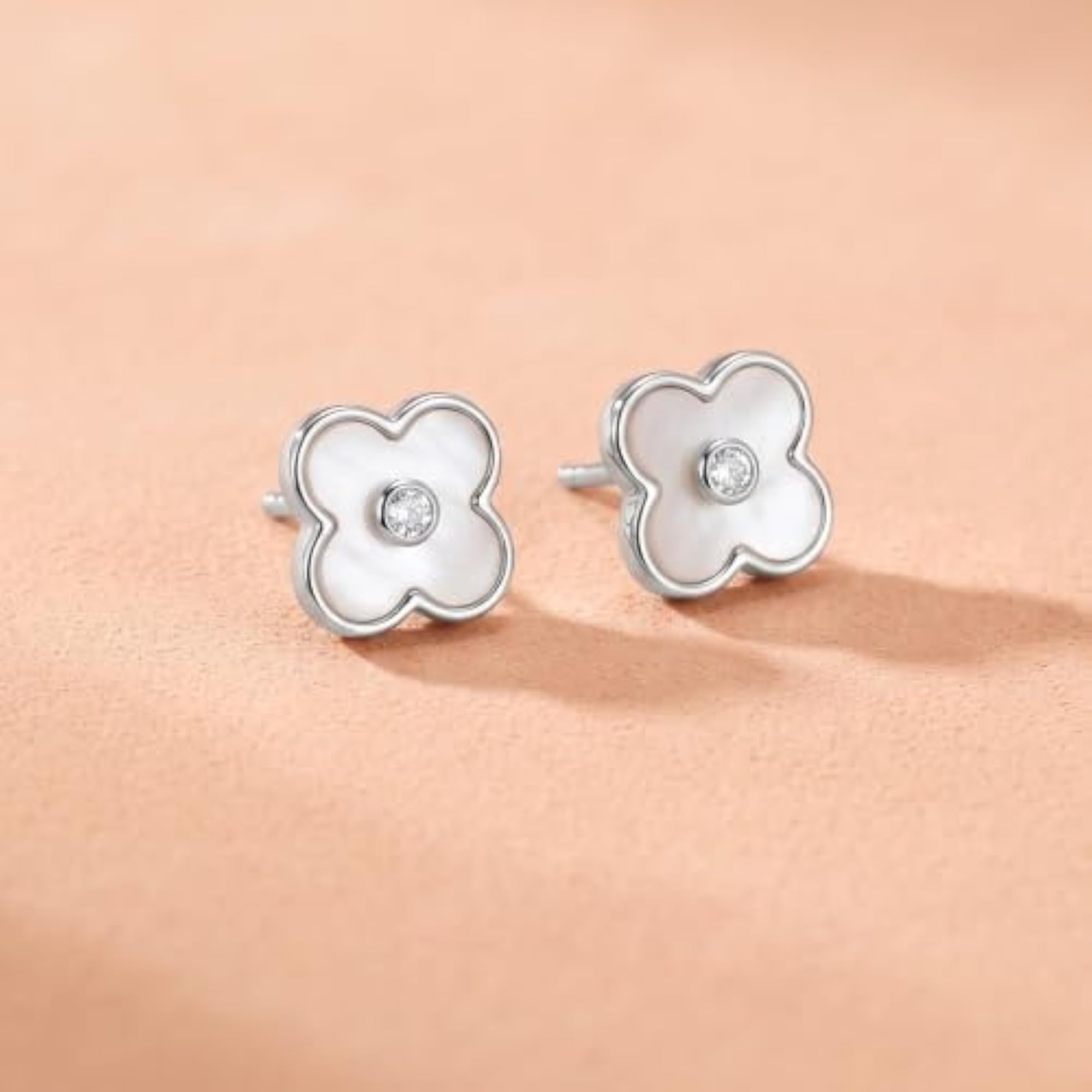 Women's 925 Sterling Silver Floral Zircon Studded Polished Earrings