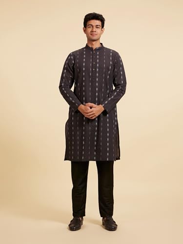Image of DIWAS BY MANYAVAR Men's Cotton Thread Embroidery Kurta (1pc)
