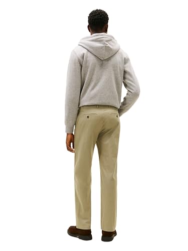 Image of Tommy Hilfiger Men's Stretch Cotton Chino Pants in Custom Fit