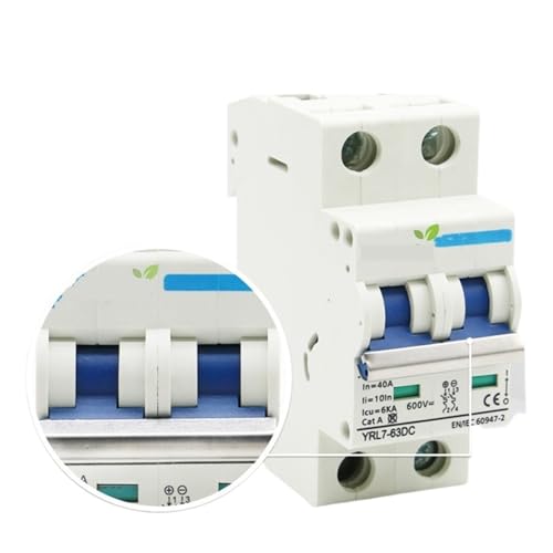 Disjoncteur solaire 2P DC 550V installé dans le chalet pour sécuriser les panneaux