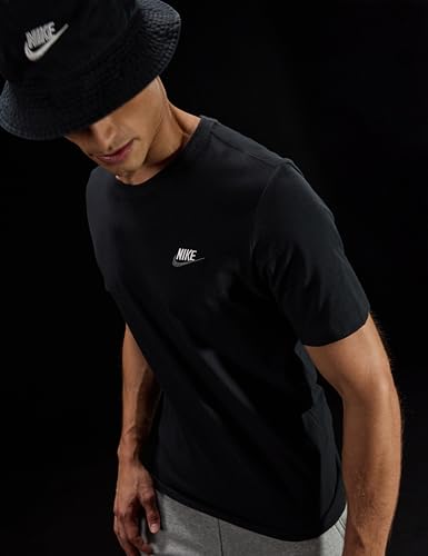 Image of Nike Men's Sportswear Club T-Shirt