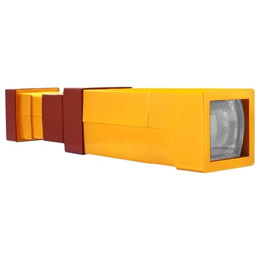 Mattel Minecraft Pixel Spyglass Toy with Pixelating Viewing Lens, Kid-Sized Accessory for Role-Play & Costumes
