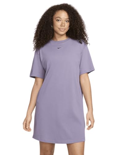 T-shirt Nike femme ample pour masquer les imperfections avec style