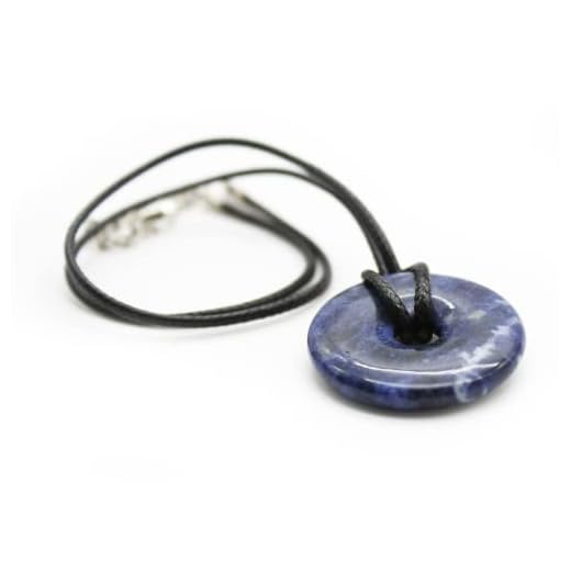 DOJA Barcelona | Colgante Donut | Sodalita | Piedra Donut con Cordon | Collar Colgante Piedra Natural Donut | Colgantes de Piedras Naturales para Aumentar el Deseo de Verdad e Impulso Idealista
