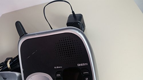 Teléfono inalámbrico analógico Uniden DXAI5588-2 5.8 GHz con dos teléfonos miniatura 3
