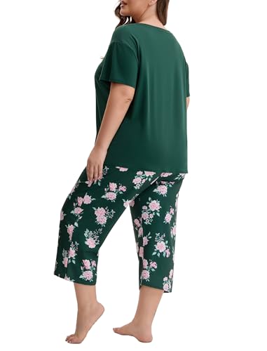 Image of Plus Size Pajamas for Women Set, Womens Plus Size Short Sleeve V Neck Capri Pants Pajama Sets with Pockets