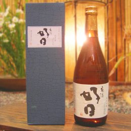 鯉川 亀治好日 純米吟醸酒 (火入れ)720ml【山形県 鯉川酒造】 こいかわ かめじこうじつ 四合瓶