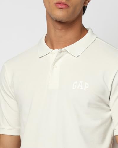 Image of Gap Men Solid Slim Fit Polo Neck Short Sleeves T-Shirt