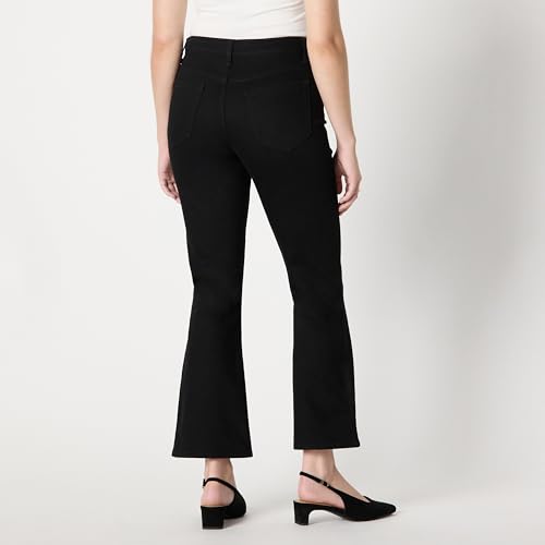 Amazon Essentials Women's Medium Stretch Mid-Rise Kick Crop Jean3