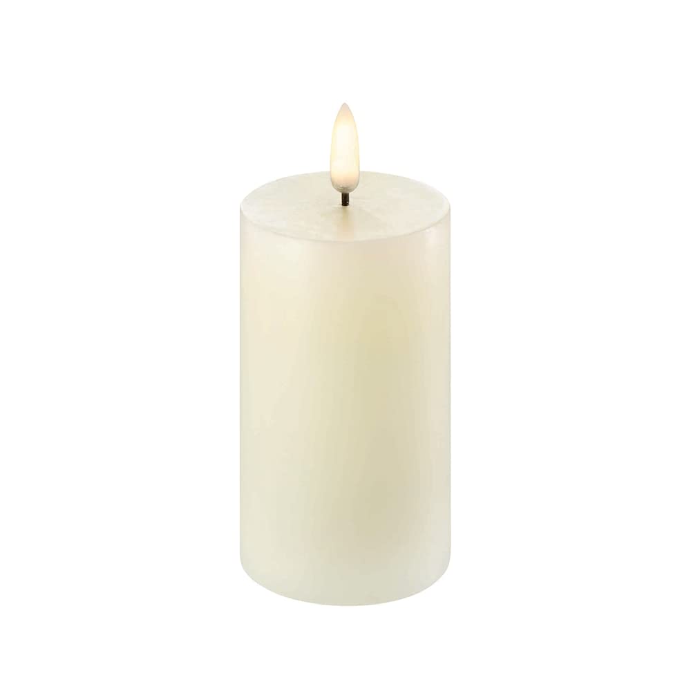 Uyuni Piffany Copenhagen Lighting Pillar LED-Kerze – Ivory, Echtwachs-Look, 5,8 x 10 cm, 6-Stunden-Timer