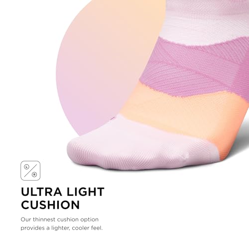 Image of Feetures Elite Light Cushion Mini Crew Sock - Sport Sock with Targeted Compression