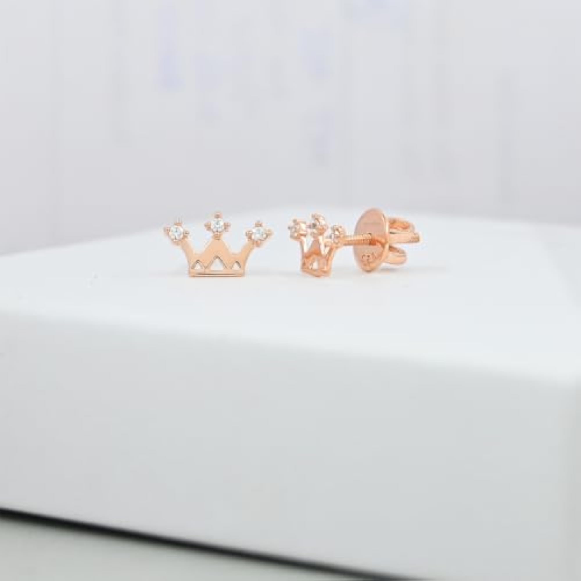925 Silver Crown Stud Earrings with Cubic Zirconia for Girls