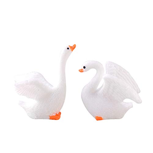 VOSAREA 2pcs Miniature Swan Figurine Resin Swan Ornaments Fairy Garden Decoration Accessories (Female Swan, Male Swan)
