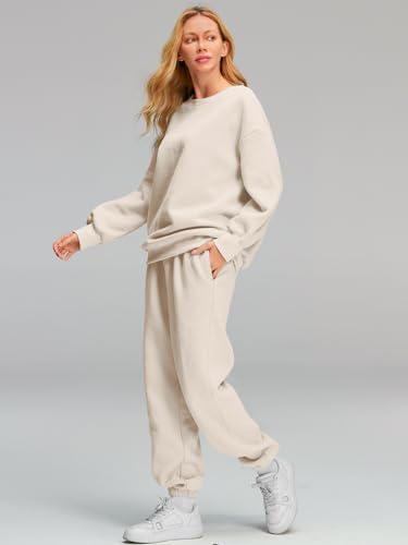 AUTOMET Womens 2 Piece Outfits Sweatsuit Oversized Sweatshirt Lounge Sets Baggy Sweatpants Fall Fashion with Pockets