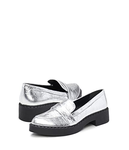 Image of Vince Camuto Echika