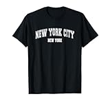 Se mudó o vive en Nueva York. Crecido en Nueva York.
