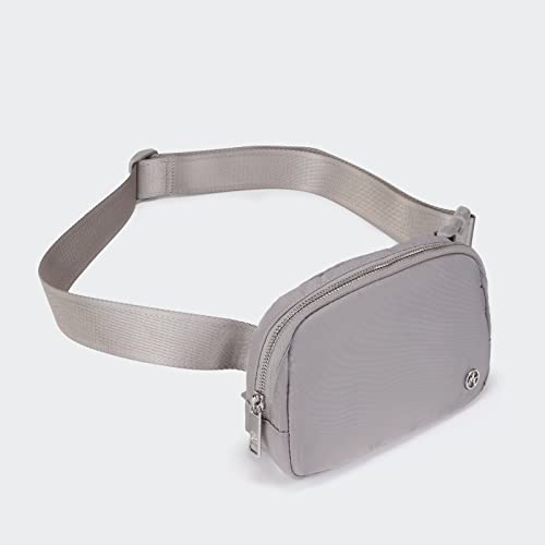 Image of Pander Belt Bag for Women, Fashion Waist Packs, Crossbody Bags with Adjustable Strap (Light Grey).