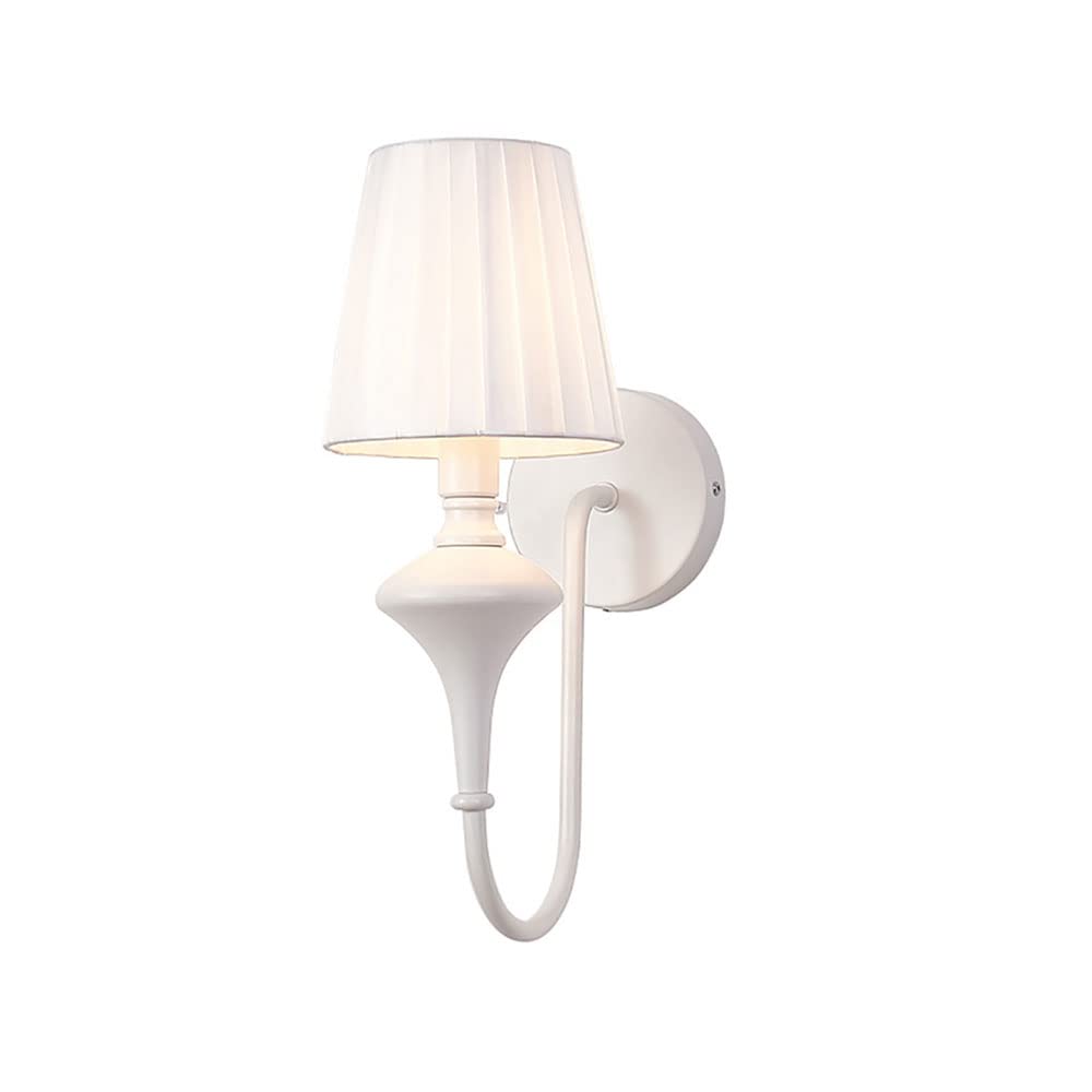 Lámpara de pared geométrica para eliminar zonas oscuras con elegancia dorada