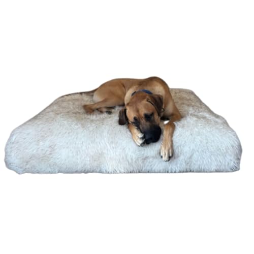 Luxury-Faux-Fur-Dog-Bed