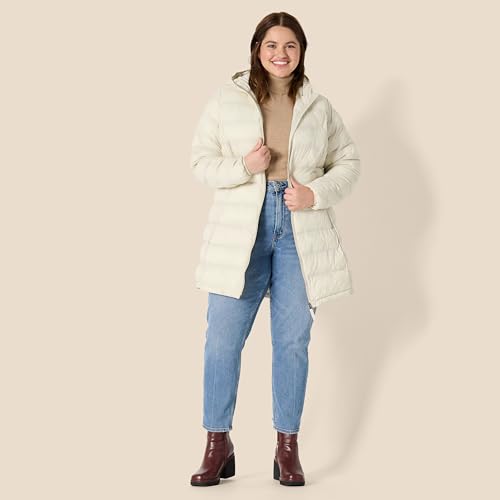 image for Amazon Essentials Women's Lightweight Water-Resistant Packable Hooded 