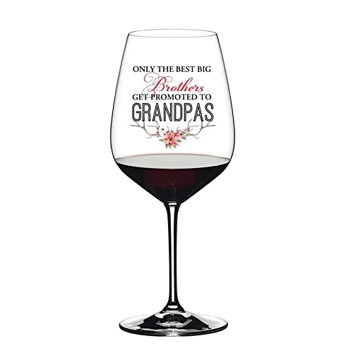 Verres à vin rouge annonce grossesse repas famille table festive