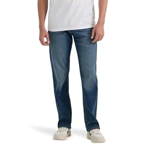Lee Men’s Extreme Motion Relaxed Straight Jean